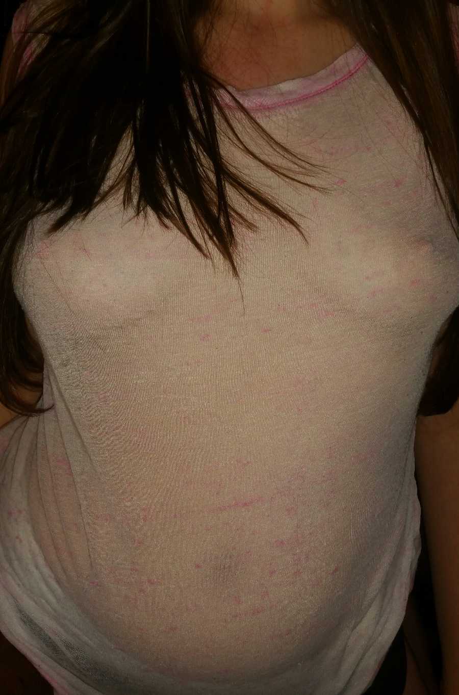 Cuckold Wife in T-Shirt who wants to Play